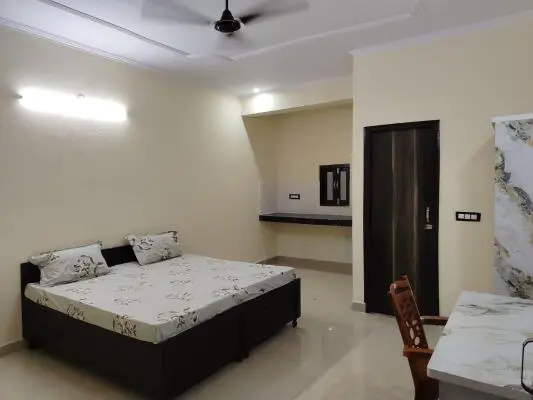 Modern 1BHK Studio for Young Pros